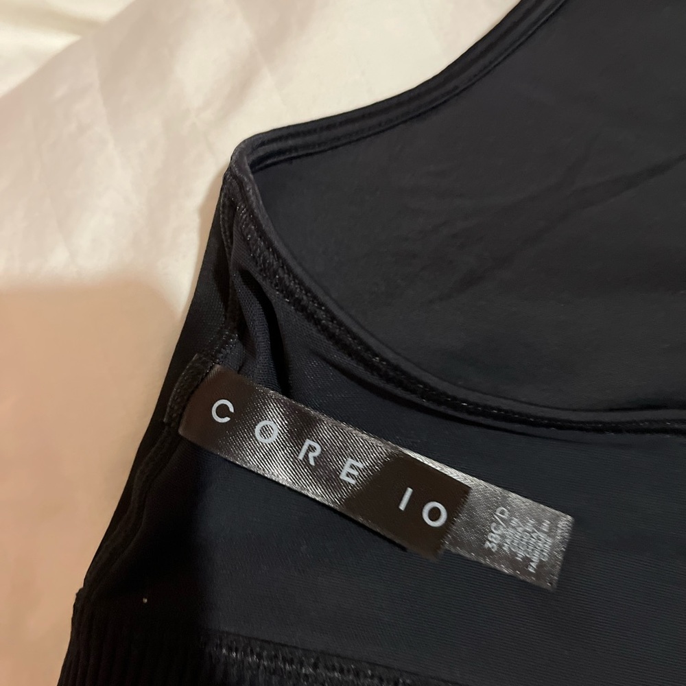 Core 10 Black Sports Bra Sz 38 c/d